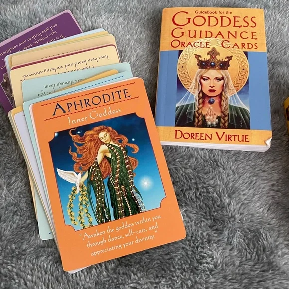 Goddess Guidance Oracle Cards - Picture 2 of 6